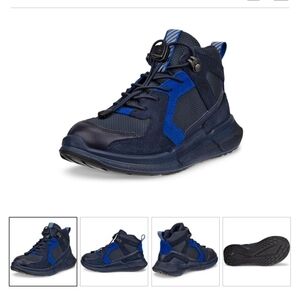 Ecco Boys Black and Blue Boots Size EU29 NWOT